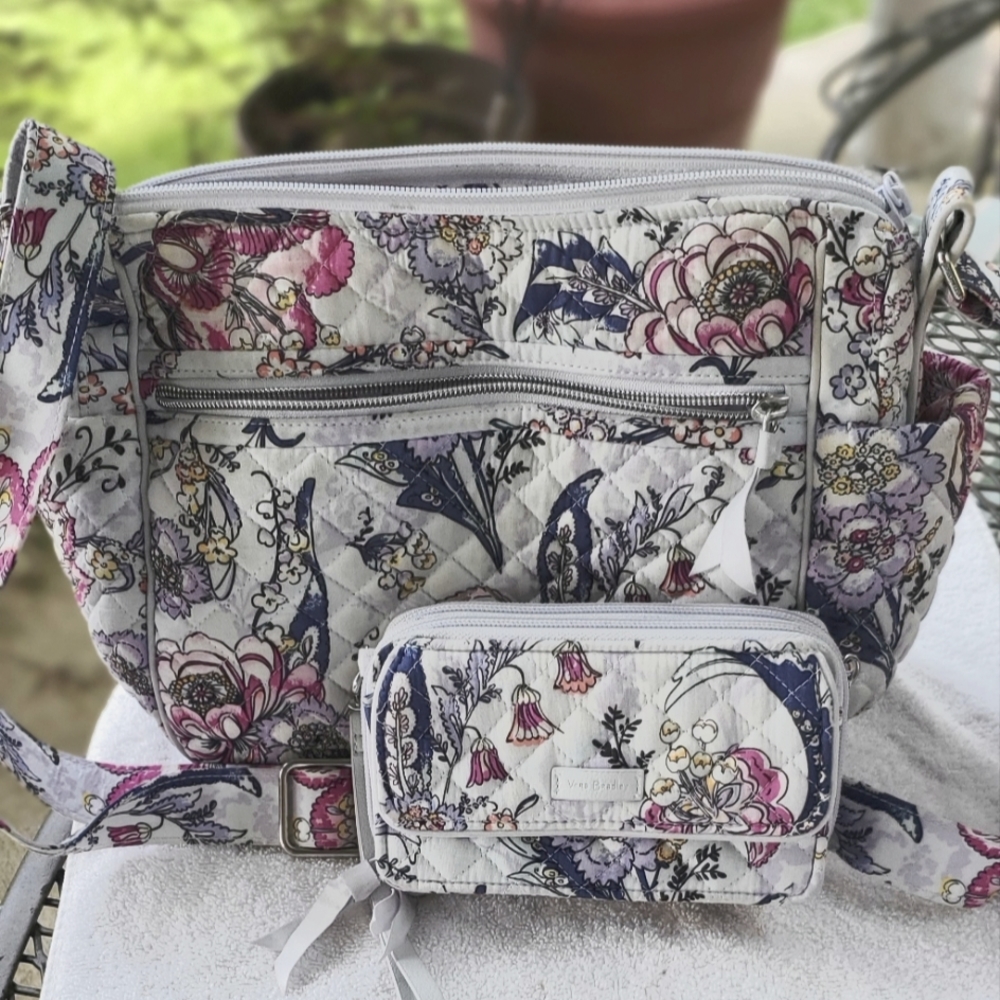 Vera Bradley purse and matching wallet.